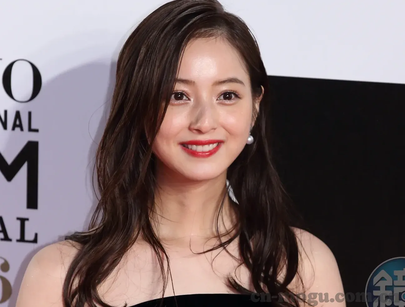 91视频chinese麻豆-谁动了色流的琴弦，91视频与Chinese麻豆的微光乍现